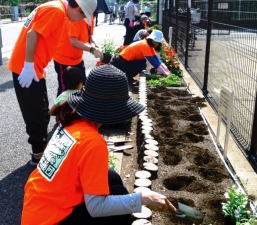 原田小学校の花壇