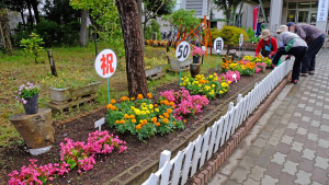 花の手入れは念入りに